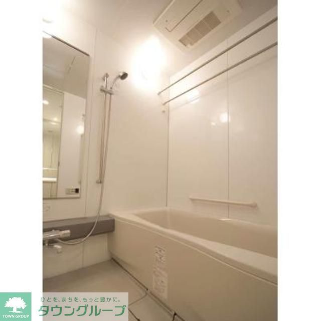 バス・シャワールーム　※写真は同タイプ住戸です。