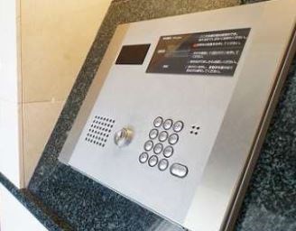 セキュリティ　★《見学予約受付中》仲介手数料最大半月までご相談可★