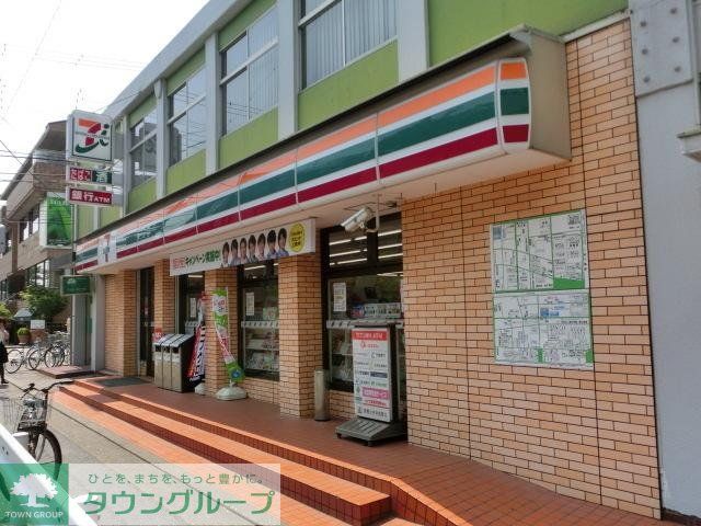 コンビニ　セブンイレブン（コンビニ）まで130m