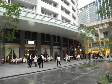 ショッピングセンター　堂島クロスウォーク（ショッピングセンター）まで492m