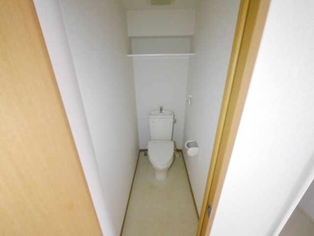 トイレ　★お部屋探しは株式会社タウンハウジング東京まで★