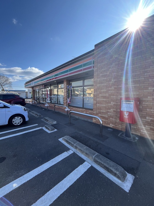 コンビニ　セブン-イレブン 名取北高前店（コンビニ）まで1200m