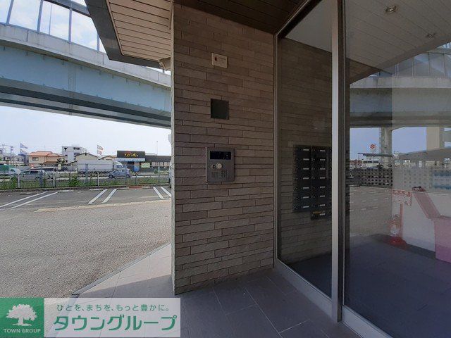エントランス　エントランス