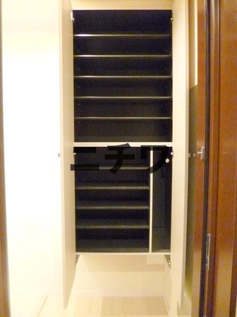 玄関　★高さのあるシューズボックス★