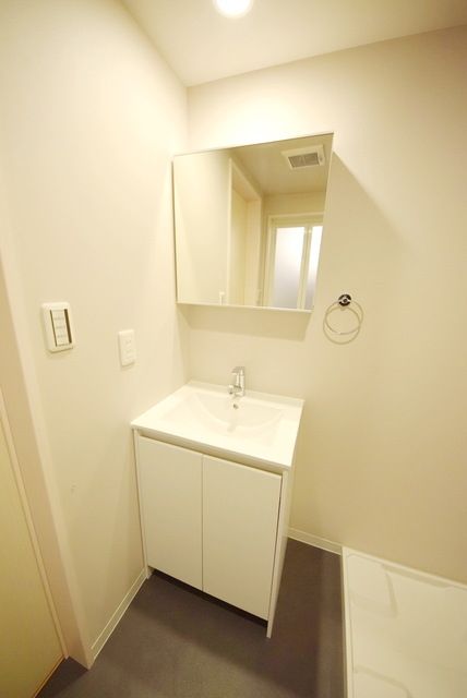 洗面設備　同タイプのお部屋です