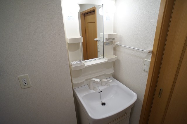 洗面設備　別部屋参考写真