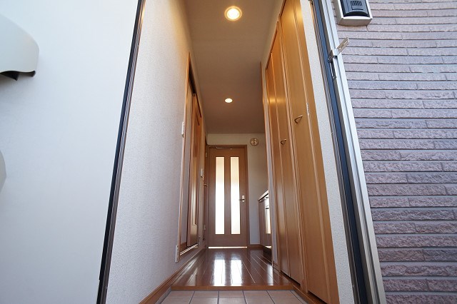 玄関　別部屋参考写真