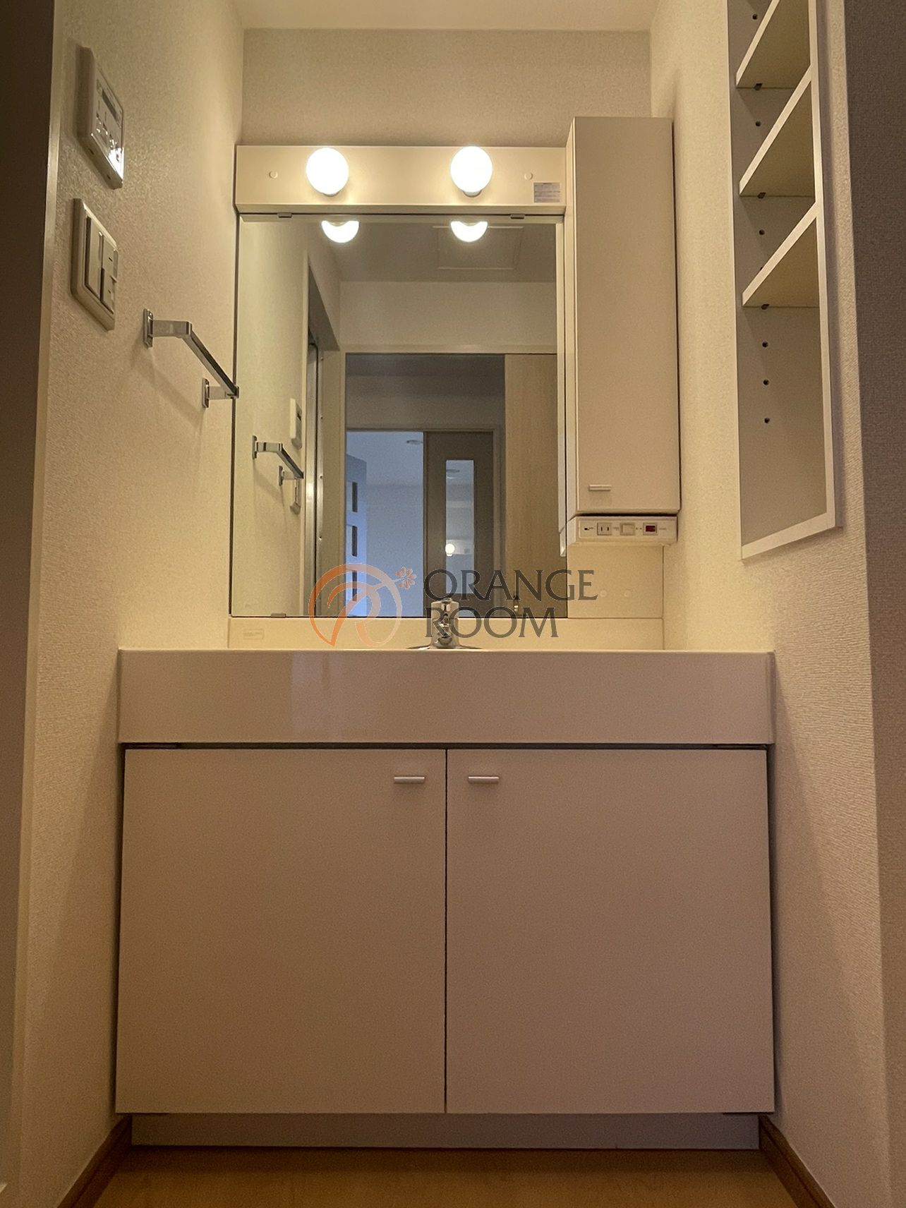 洗面設備　同建物参考写真