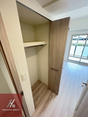 収納　写真は同モデルの参考画像です。