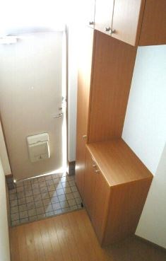 玄関　福岡・佐賀の賃貸物件・お部屋探しはトーマスリビングまで