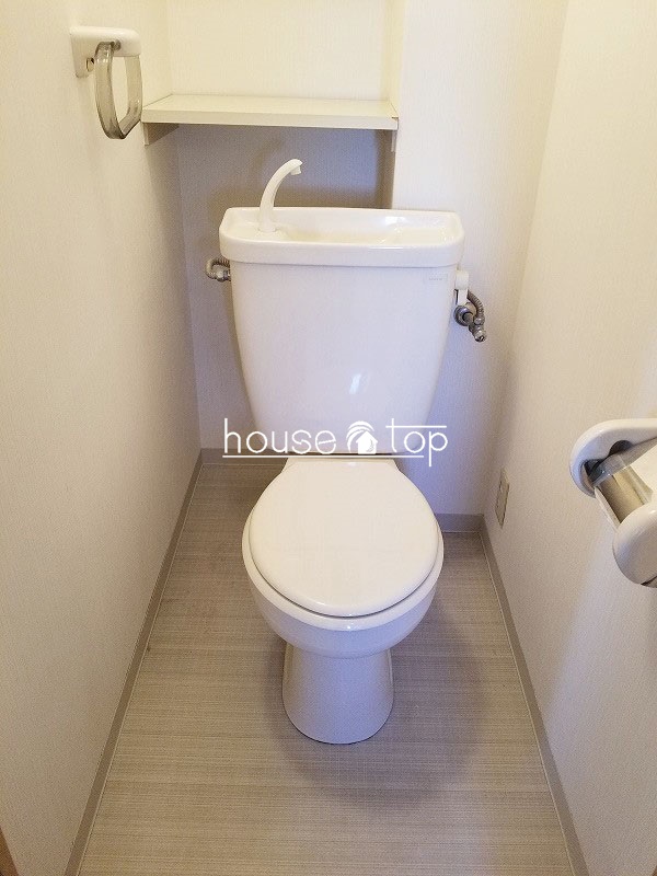 トイレ　バス・トイレ別なので嬉しいですね♪