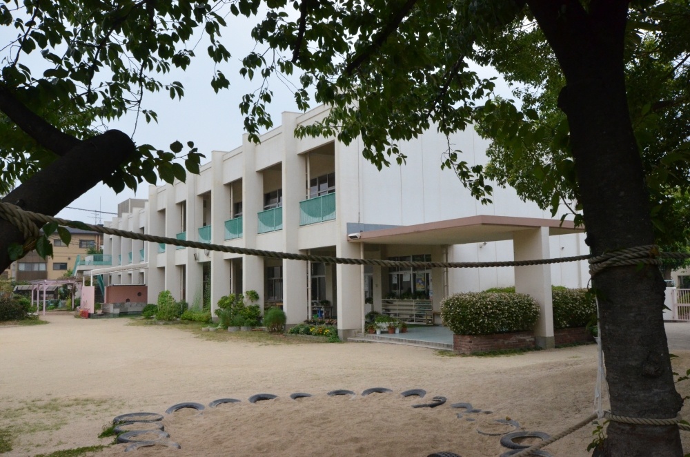 幼稚園・保育園　伊丹市立伊丹幼稚園（幼稚園・保育園）まで634m