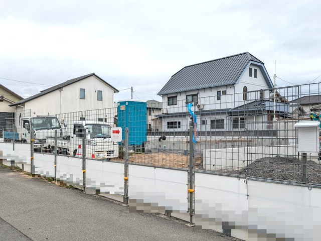 建物外観　建築中