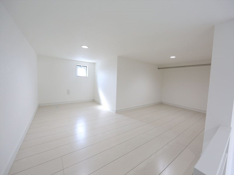 その他　ロフト4.8帖（収納としてもお部屋としても使えます）