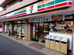 コンビニ　セブンイレブン 杉並堀ノ内1丁目店（コンビニ）まで447m
