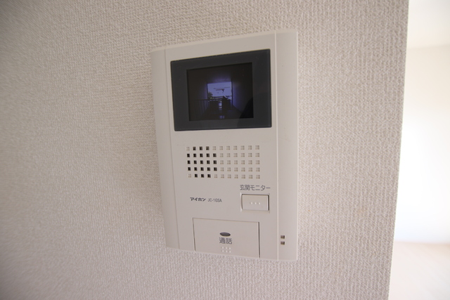 セキュリティ　来訪者の顔が見えるＴＶモニターフォン♪