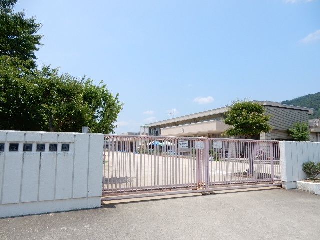 幼稚園・保育園　竜之口幼稚園（幼稚園・保育園）まで1089m