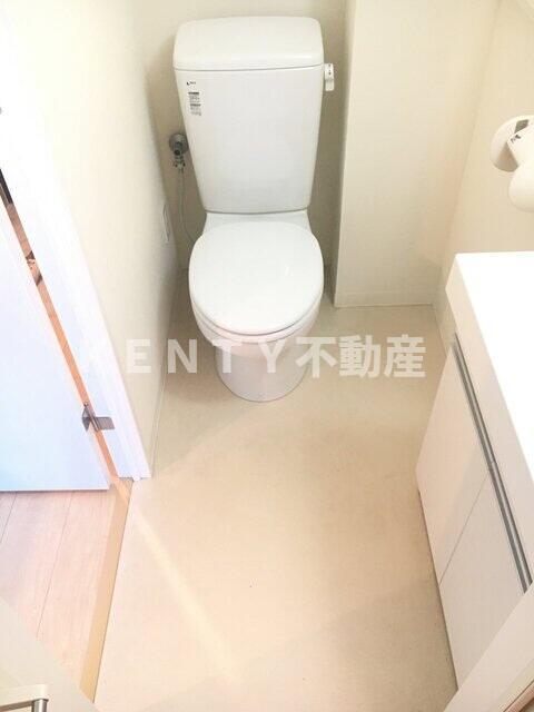 トイレ　トイレもきれいです