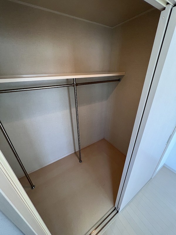 収納　別室参照