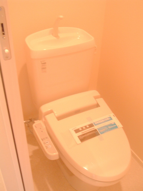 トイレ　ウォシュレット付のトイレ