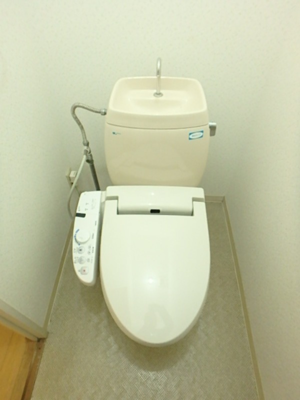 トイレ　図面と現状に相違がある場合には現状を優先