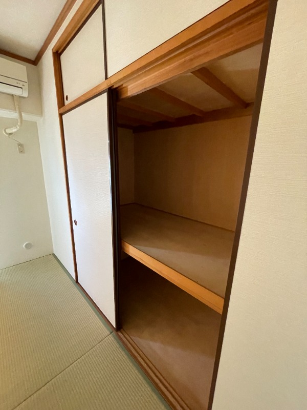 収納　押し入れです♪