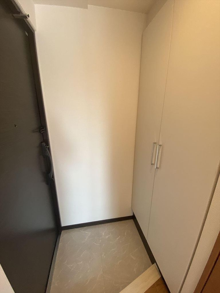 玄関　設備
