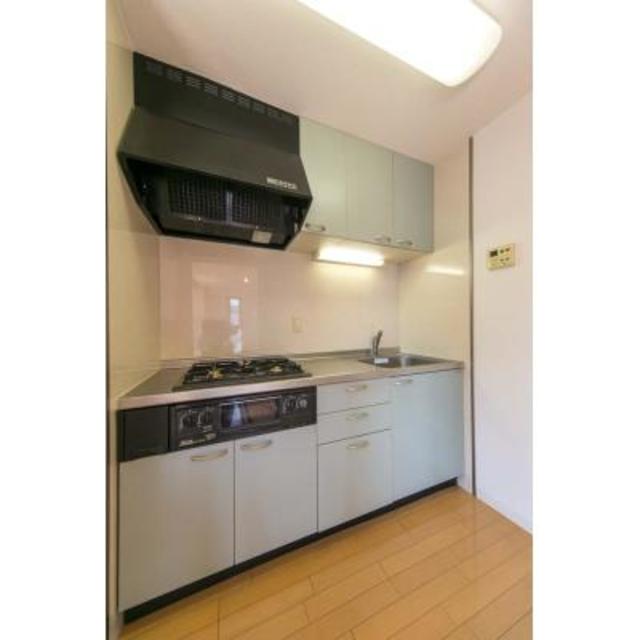 キッチン　※写真は同タイプ住戸です。