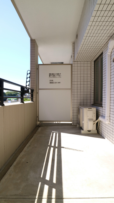 バルコニー　※別室参考写真