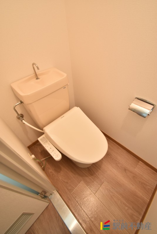 トイレ　写真は別部屋