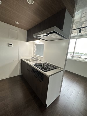 キッチン　※同物件、別部屋の写真です。