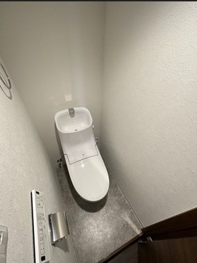 トイレ　※同物件、別部屋の写真です。