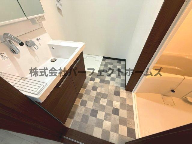 洗面設備　使いやすい洗面所です