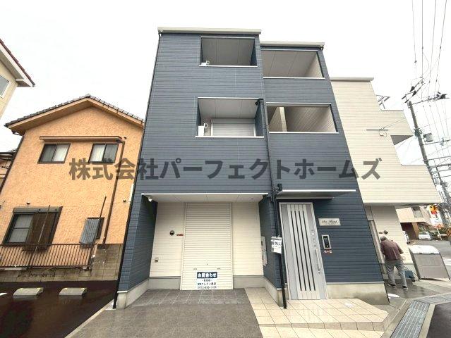 建物外観　外観は落ち着いています