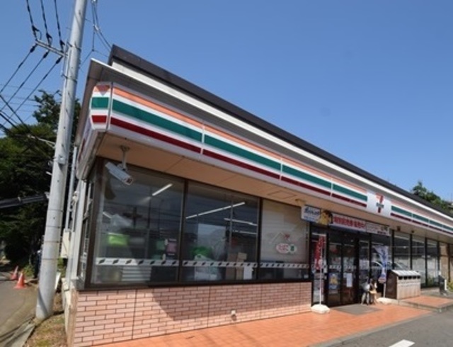 コンビニ　セブンイレブン横浜泉区役所前店（コンビニ）まで1254m