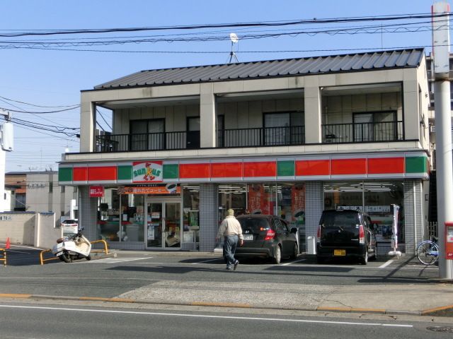 コンビニ　サンクス（コンビニ）まで410m