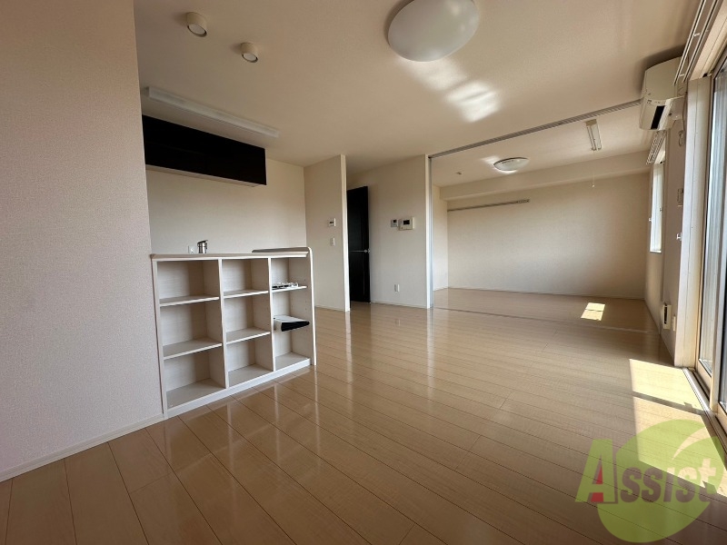 居室・リビング　綺麗なお部屋でゆったりと暮らしましょう。