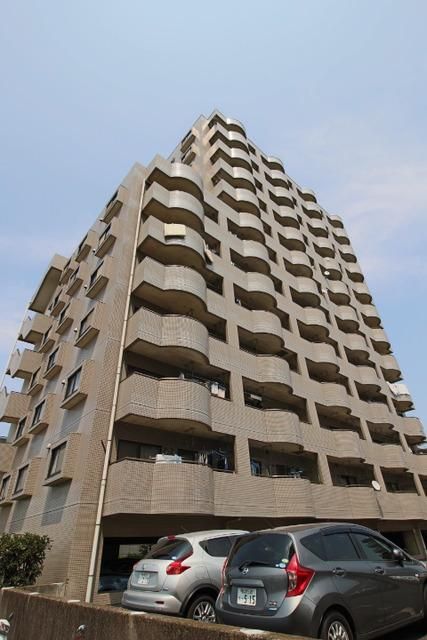 建物外観　エレベーター付きマンション