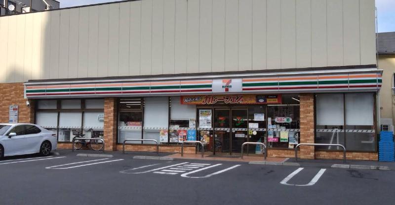 コンビニ　セブンイレブン（コンビニ）まで140m