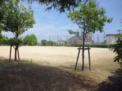 公園　二見中央公園（公園）まで1104m