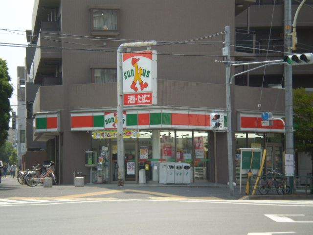 コンビニ　サンクス（コンビニ）まで1m