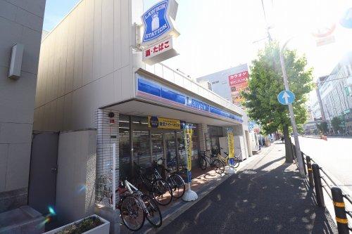 コンビニ　ローソン蒲生四丁目駅前店（コンビニ）まで295m
