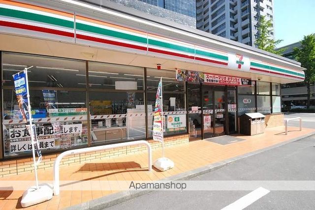 コンビニ　セブンイレブン鹿児島照国神社前店（コンビニ）まで60m