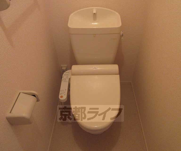 トイレ　清潔感のあるトイレです・