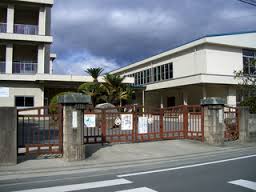 小学校　樹徳小学校（小学校）まで525m