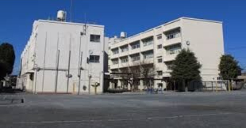 小学校　横浜市立旭小学校（小学校）まで191m