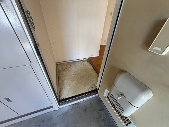 玄関　※別部屋の写真です