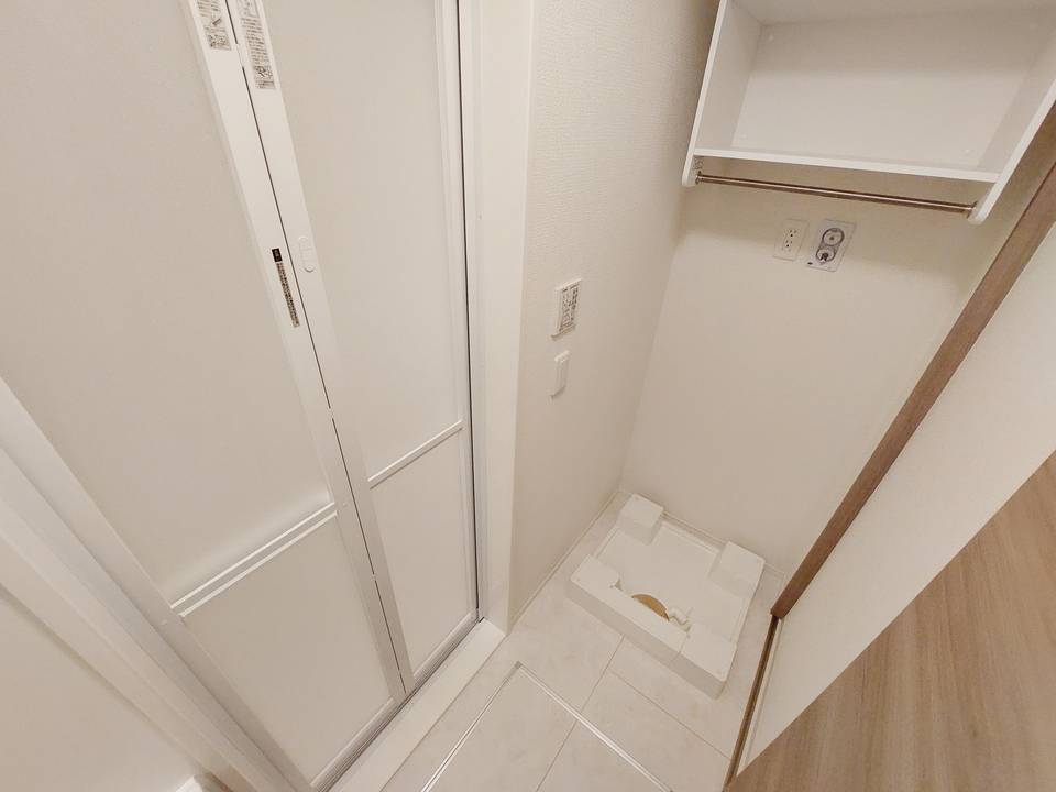 洗面設備　洗濯機置場