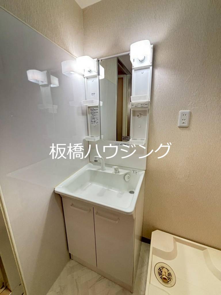 洗面設備　独立洗面台