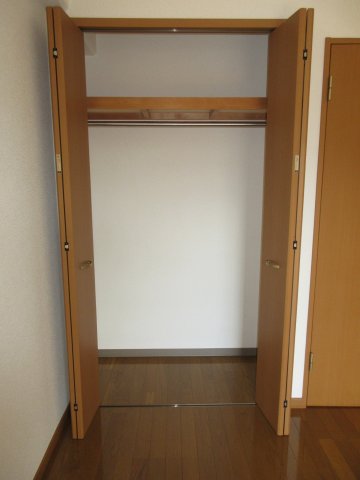 収納　他のお部屋の参考写真です。
